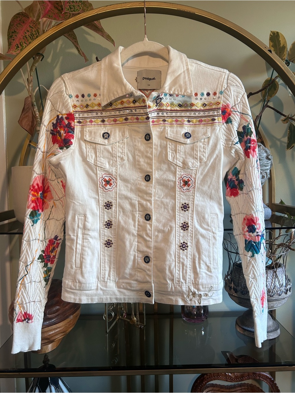 Desigual White Embroidered sequin Floral Denim Jacket size 34